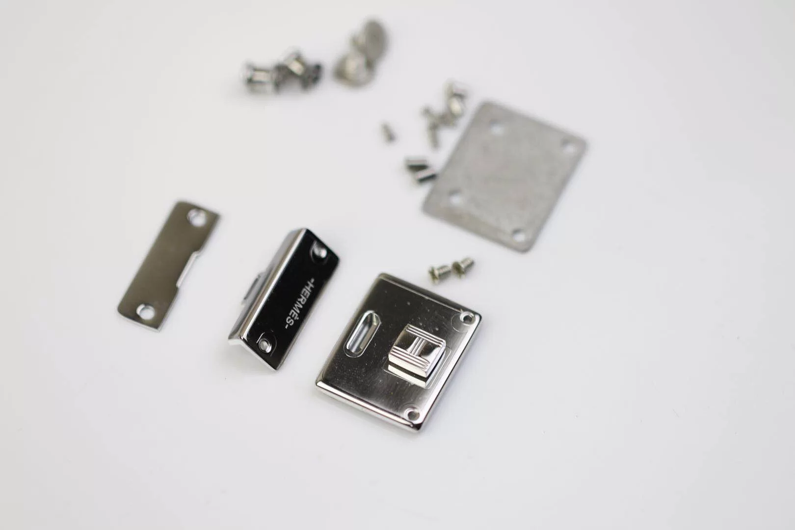 Top-quality-hardware-1620x1080